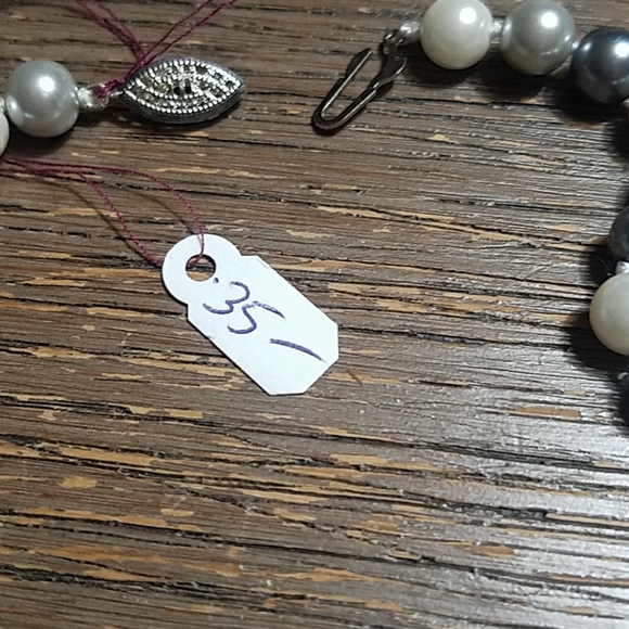 Tri colored silver akoya pearl necklace - Picture 4 of 8